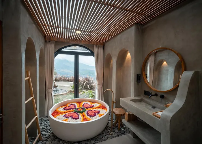 Stone Ridge Hotel