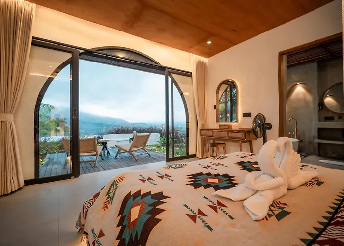 Otel Stone Ridge 3*
